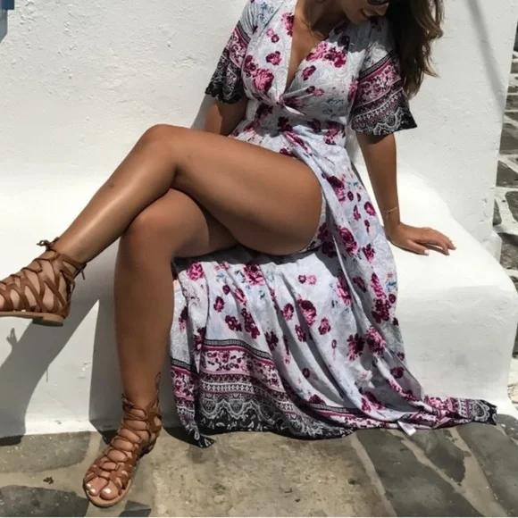 Floral and Blue Patterned Dresses - Picture 2 of 5